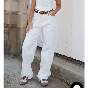 White Fox - High Rise Wide Leg Jeans in Off White